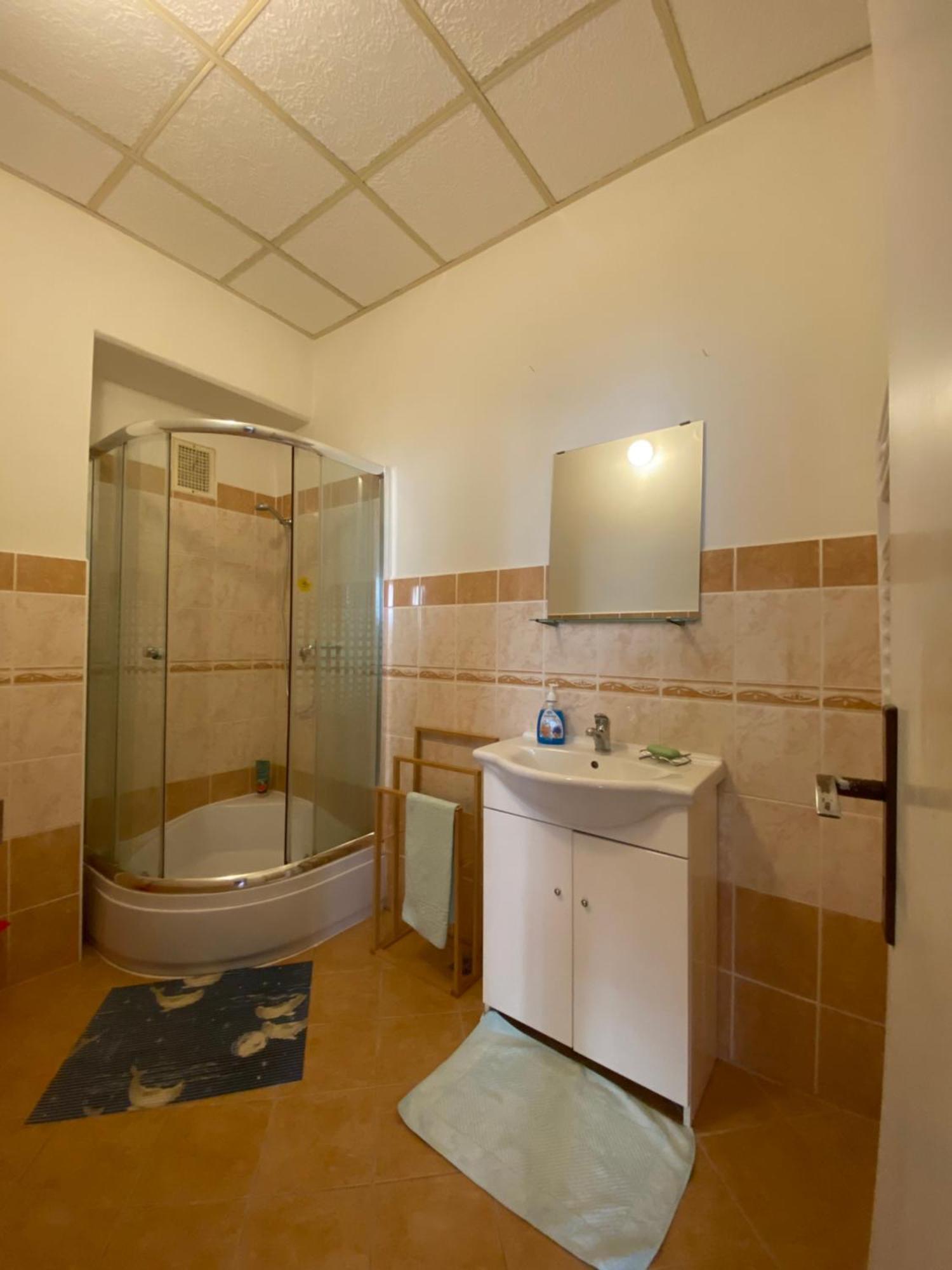 Apartman Na Bohdasine Červený Kostelec Bagian luar foto